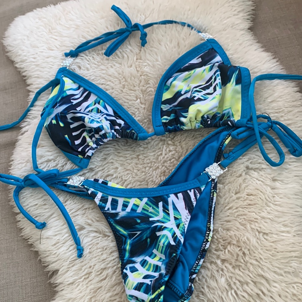 Blue print bling bikini